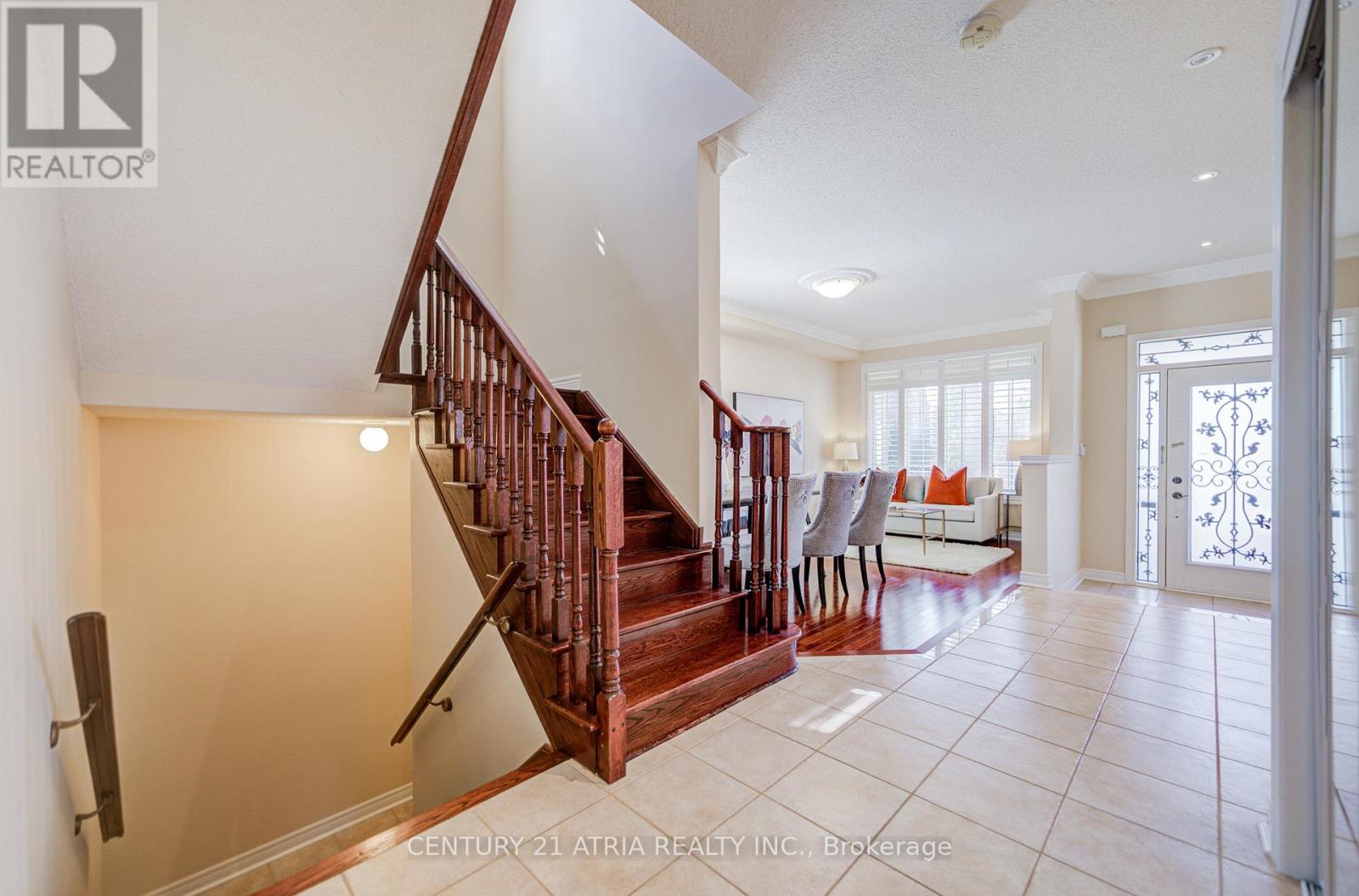 307 Castlemore Avenue, Markham, Ontario  L6C 2W8 - Photo 11 - N13068816