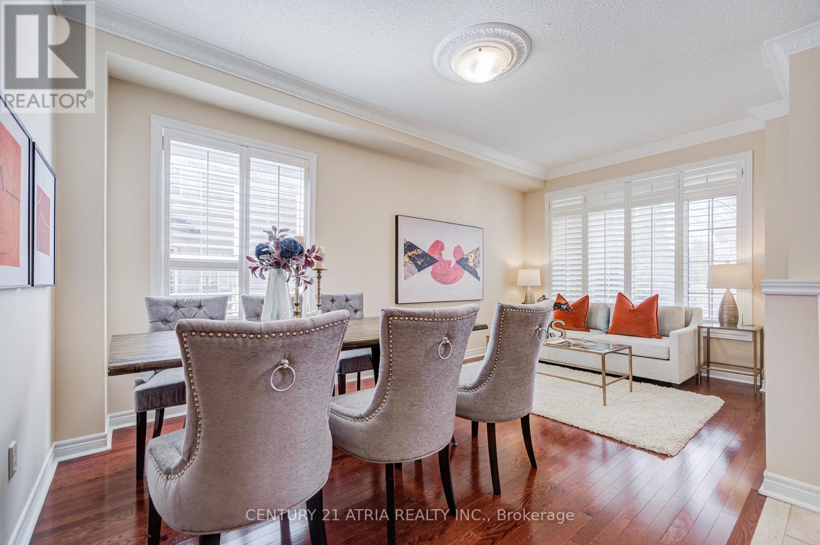 307 Castlemore Avenue, Markham, Ontario  L6C 2W8 - Photo 6 - N13068816