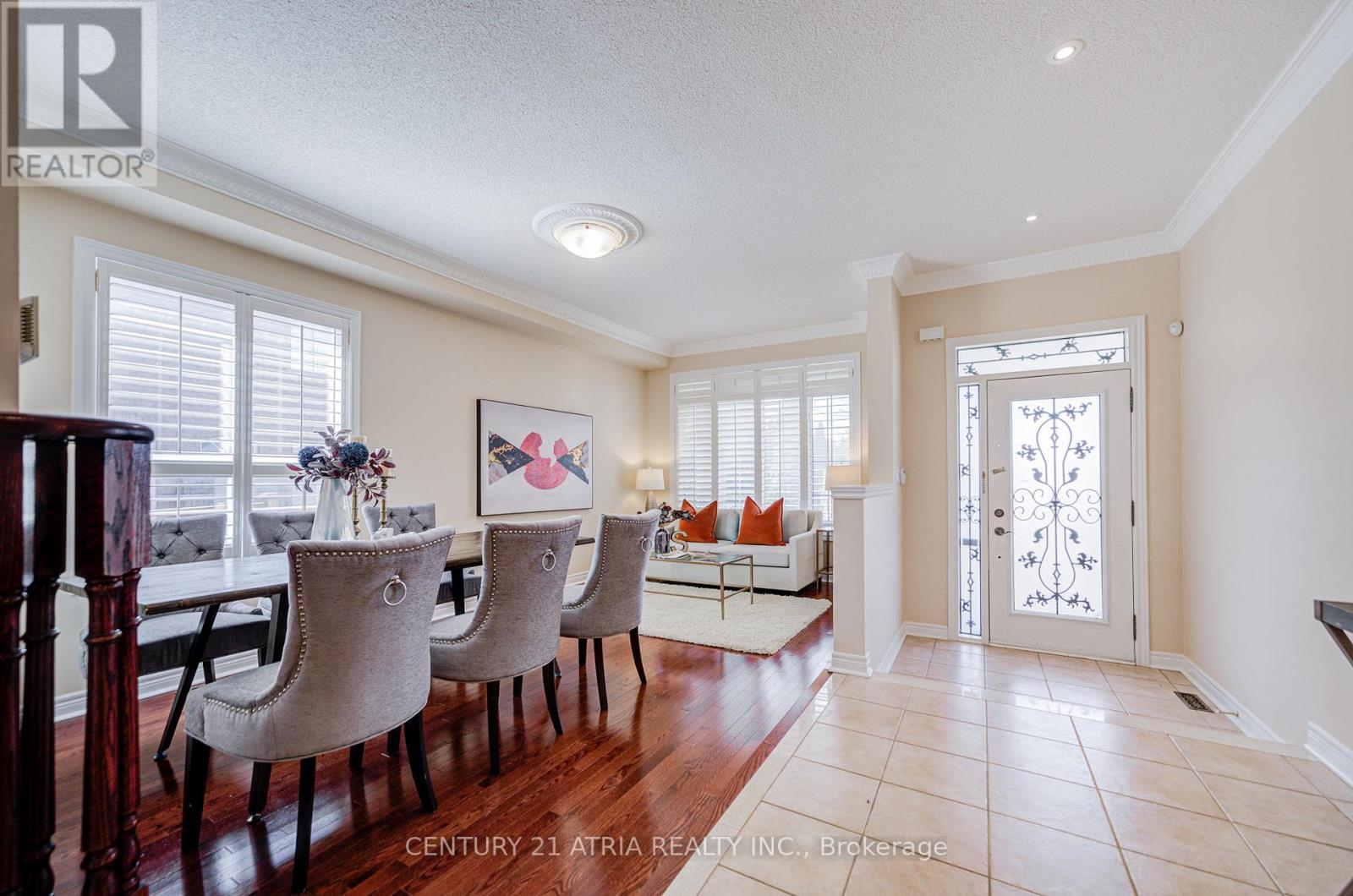 307 Castlemore Avenue, Markham, Ontario  L6C 2W8 - Photo 8 - N13068816