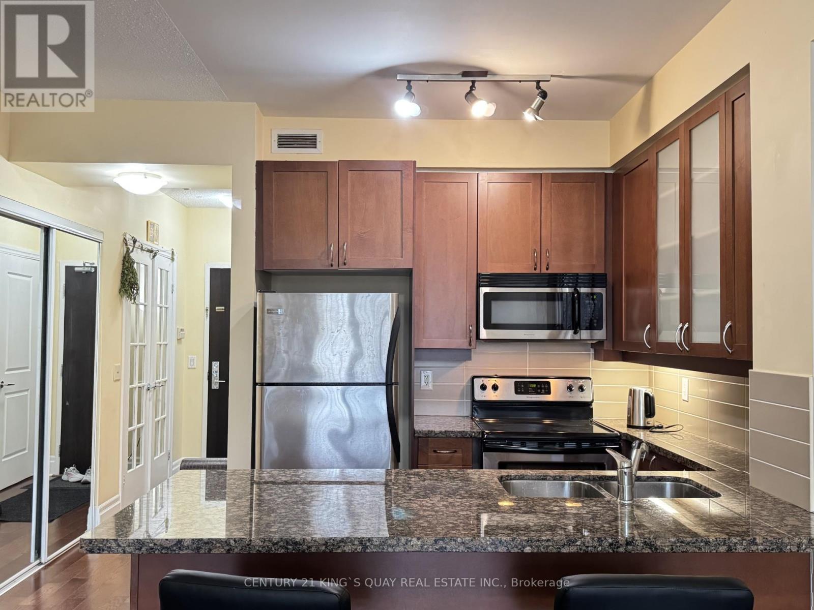 208 - 57 Upper Duke Crescent, Markham, Ontario  L6G 0B9 - Photo 4 - N13072082