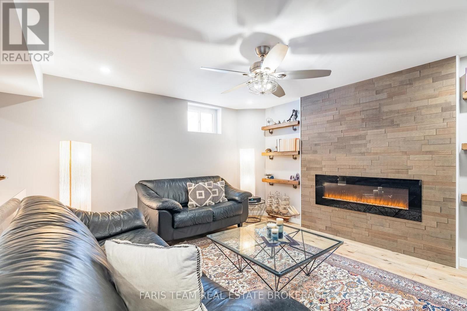 3 Matthew Court, Wasaga Beach, Ontario  L9Z 1J5 - Photo 36 - S12864982
