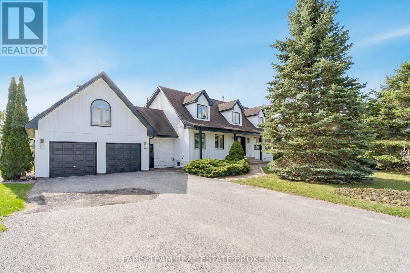 3 Matthew Court, Wasaga Beach, Ontario  L9Z 1J5 - Photo 2 - S12864982