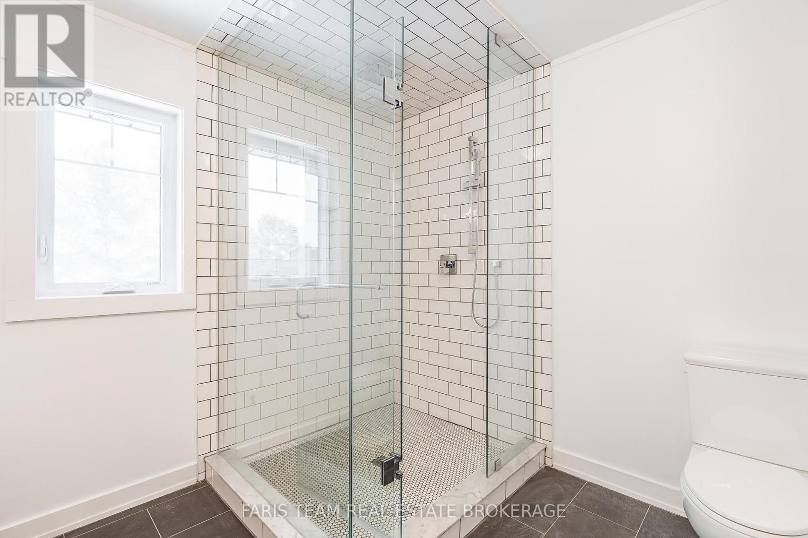 3 Matthew Court, Wasaga Beach, Ontario  L9Z 1J5 - Photo 27 - S12864982