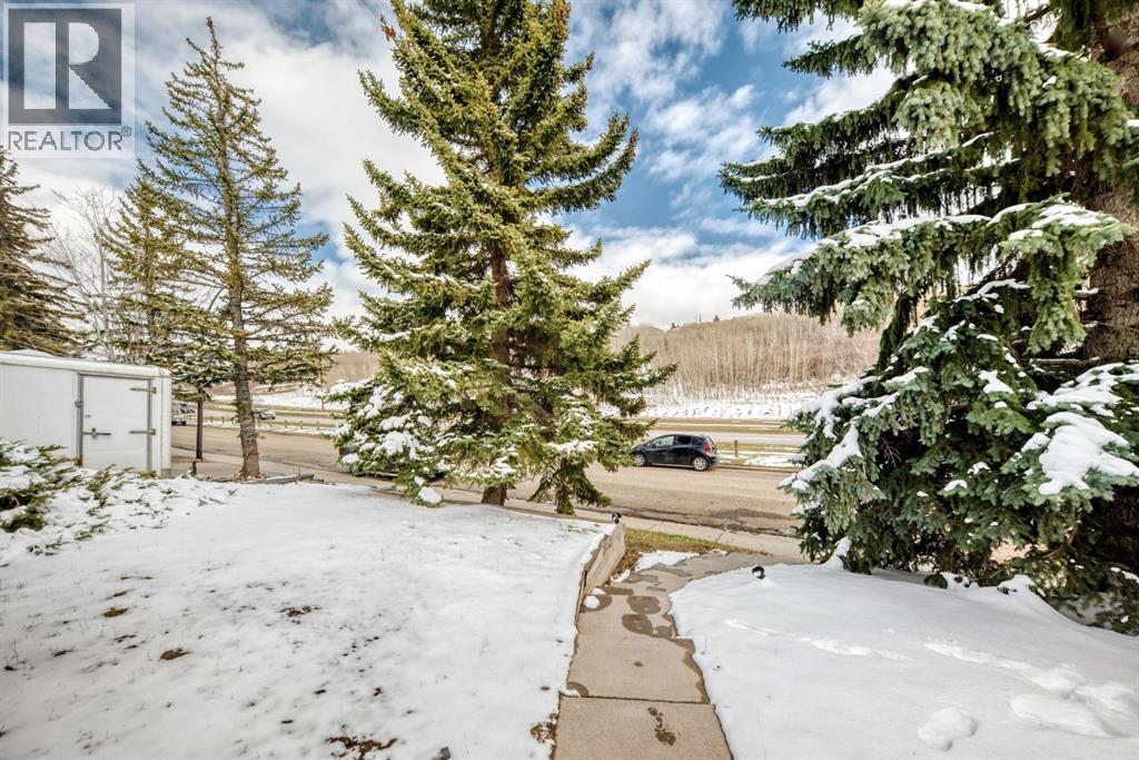 76 Edgewood Drive Nw, Calgary, Alberta  T3A 2T5 - Photo 21 - A2307262