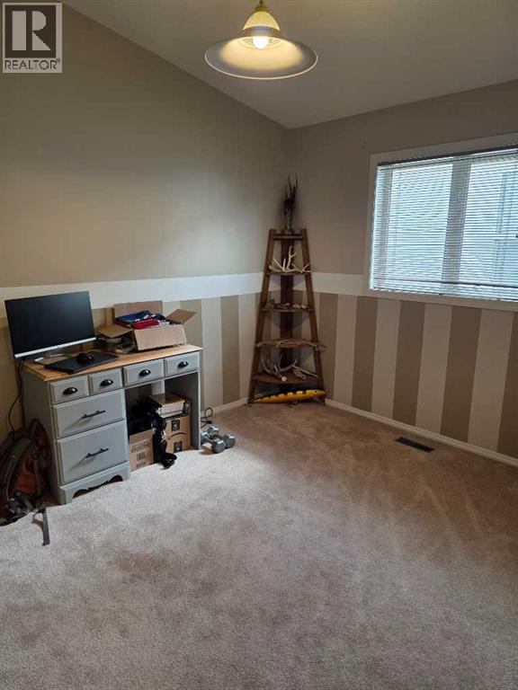 4 St James Boulevard N, Lethbridge, Alberta  T1H 6M5 - Photo 10 - A2304770