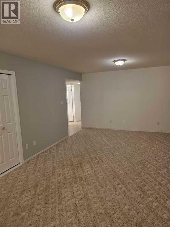 4 St James Boulevard N, Lethbridge, Alberta  T1H 6M5 - Photo 18 - A2304770