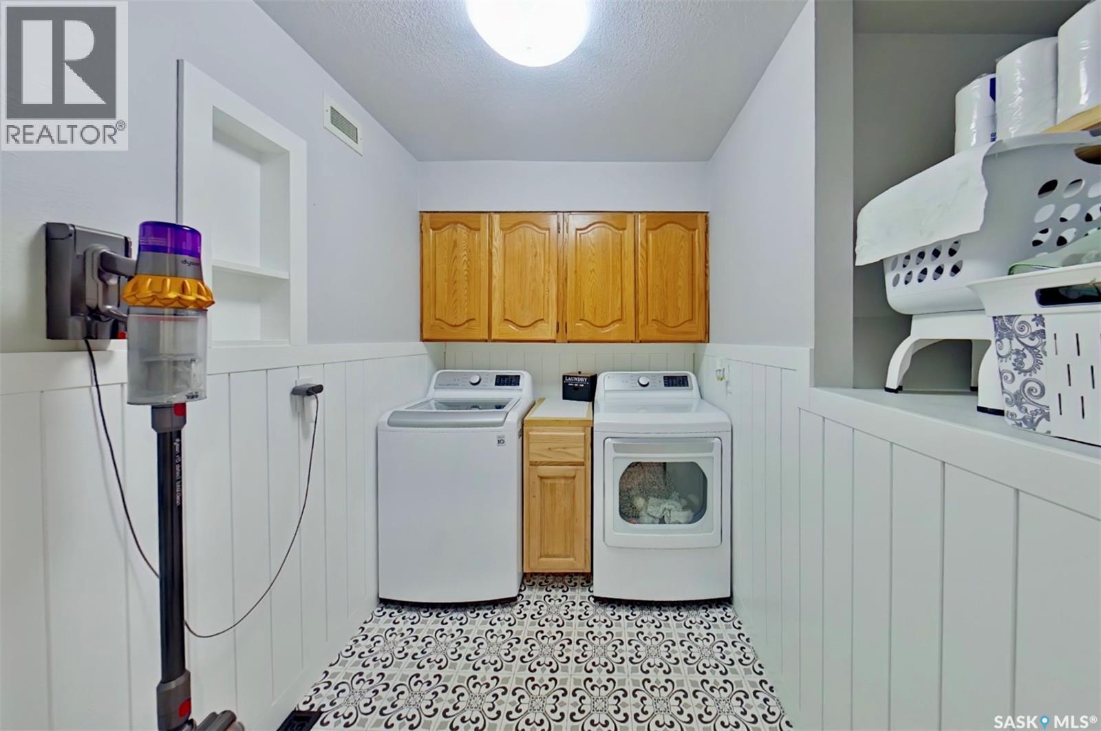 355 Russell Street, Stoughton, Saskatchewan  S0G 4T0 - Photo 16 - SK034666