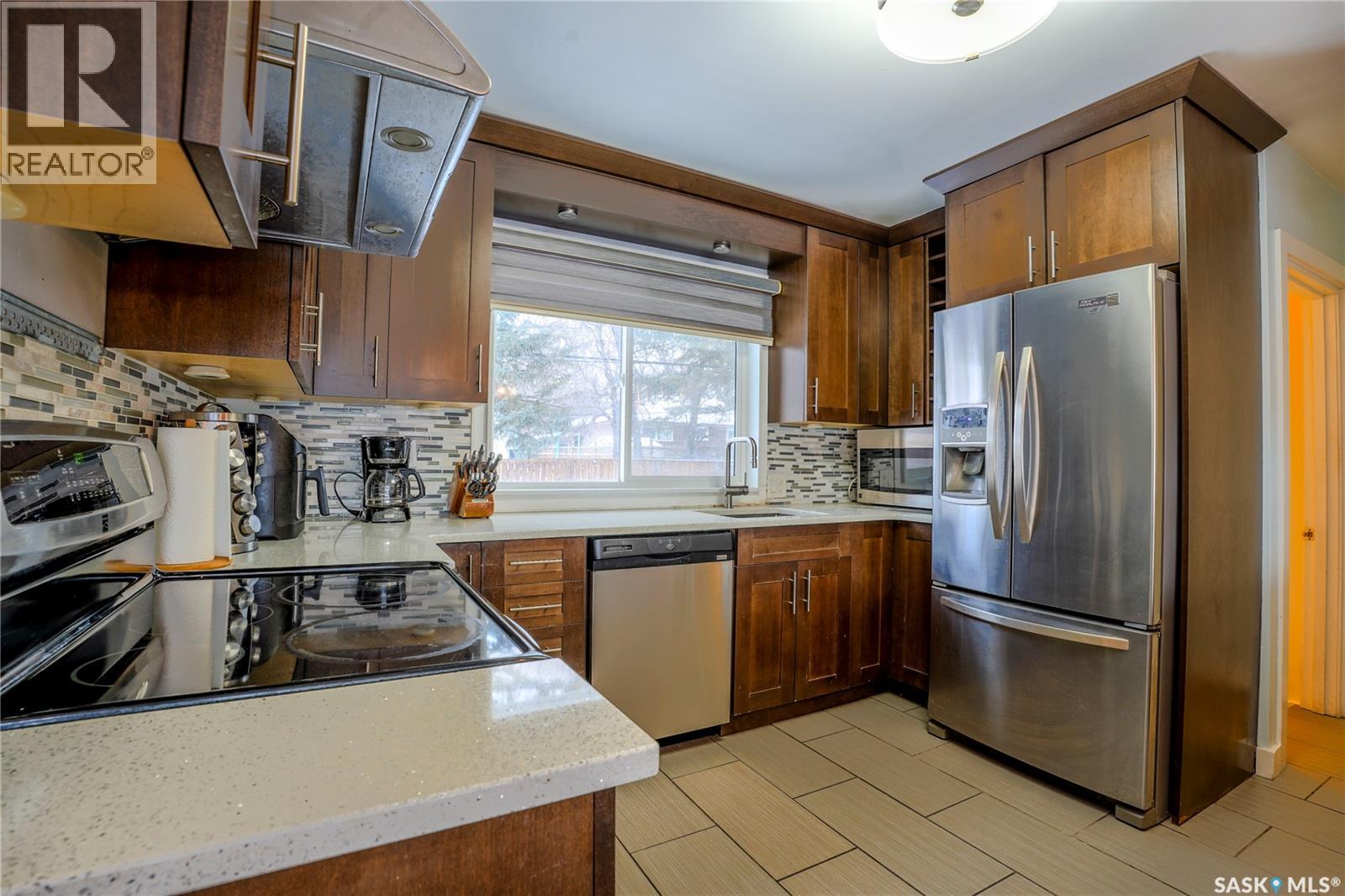 1812 Grant Drive, Regina, Saskatchewan  S4S 4V4 - Photo 12 - SK034642