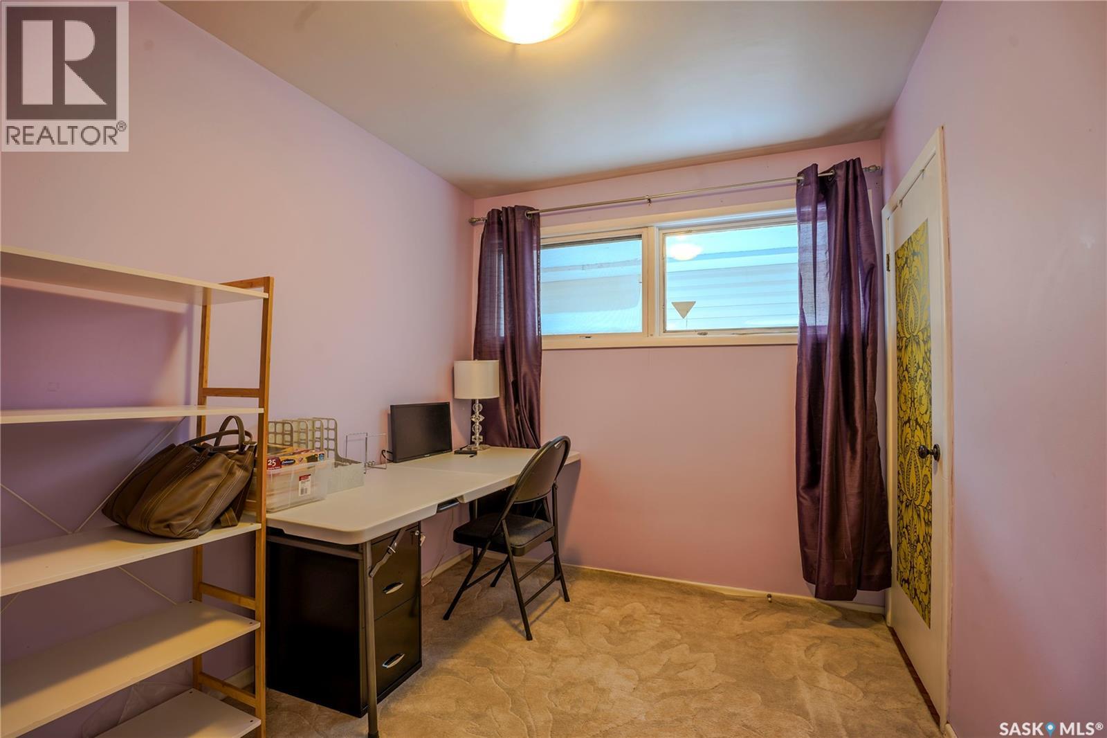1812 Grant Drive, Regina, Saskatchewan  S4S 4V4 - Photo 21 - SK034642