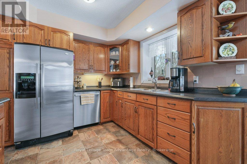11 Limbert Road, Mcdougall, Ontario  P2A 2W9 - Photo 15 - X12776060