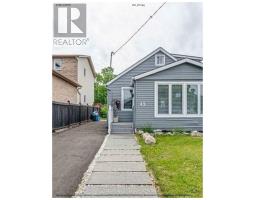43 ADAIR AVENUE, Hamilton, Ontario