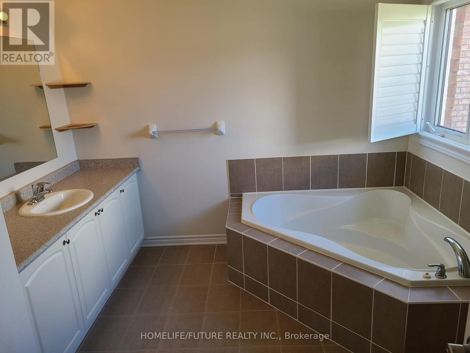 14 Furniss Street, Brock, Ontario  L0K 1A0 - Photo 5 - N13050772