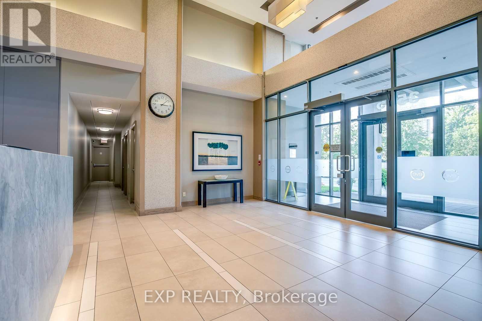 1701 - 3515 Kariya Drive, Mississauga, Ontario  L5B 0C1 - Photo 3 - W13074582