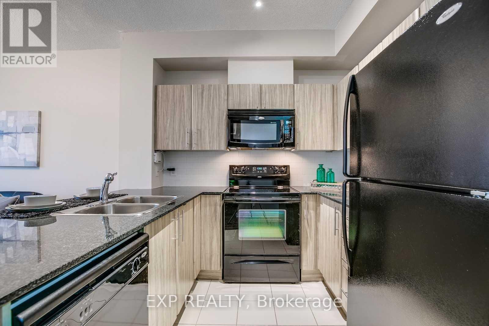 1701 - 3515 Kariya Drive, Mississauga, Ontario  L5B 0C1 - Photo 4 - W13074582