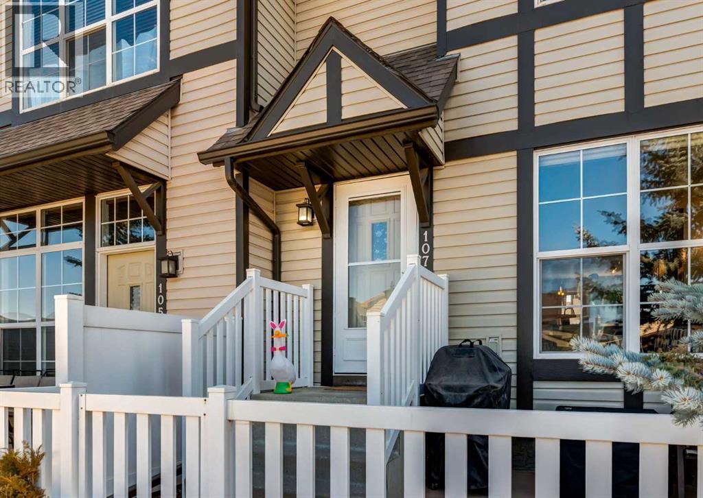 107 New Brighton Villas SE, Calgary, Alberta  T2Z 0T5 - Photo 3 - A2298255