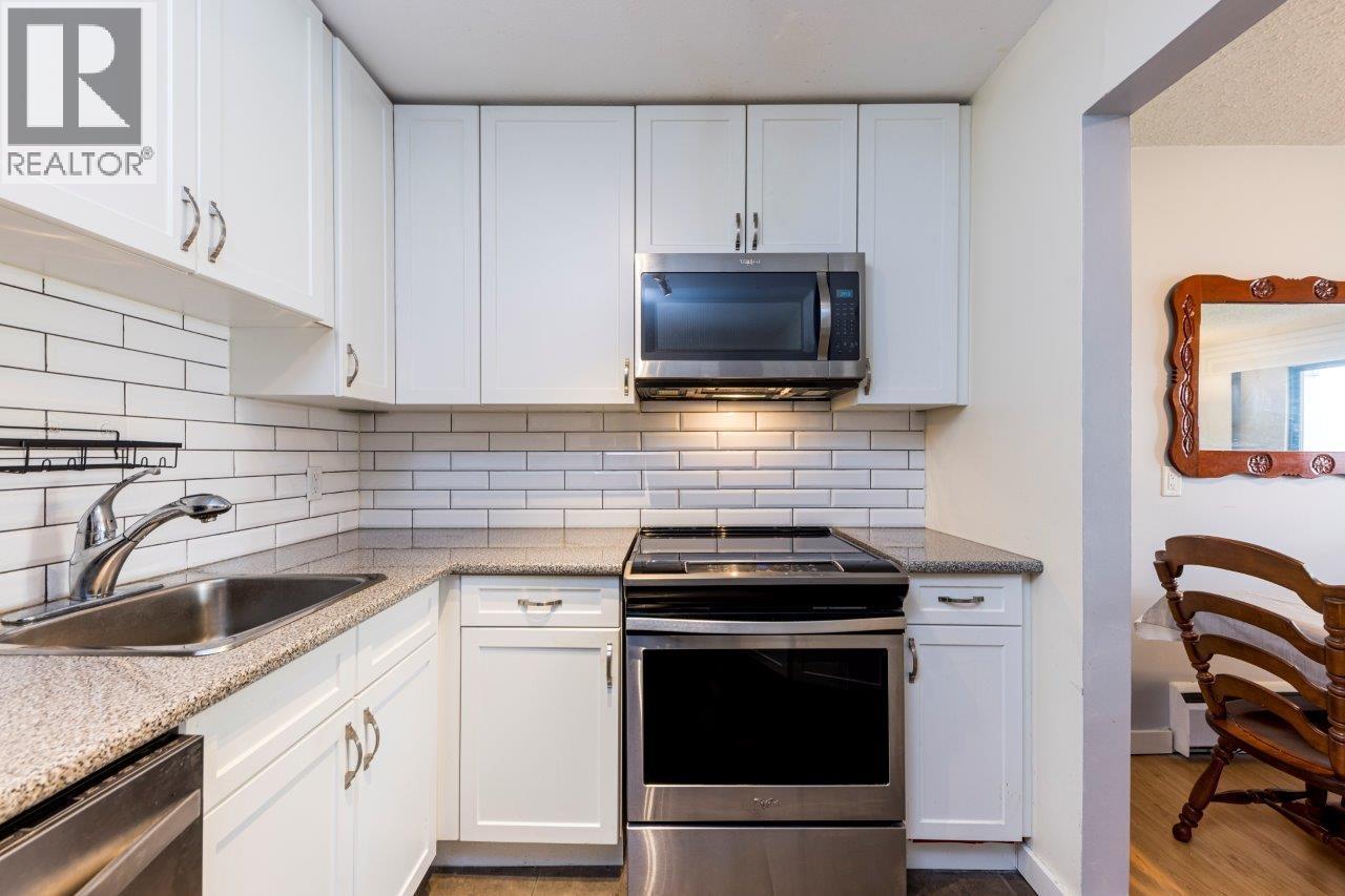 212 236 W 2nd Street, North Vancouver, British Columbia  V7M 1C6 - Photo 13 - R3118605