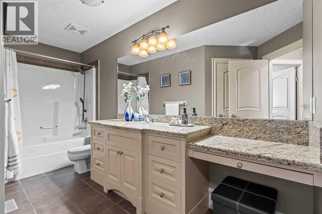 7 Royal Ridge Terrace Nw, Calgary, Alberta  T3G 5Y9 - Photo 34 - A2303068