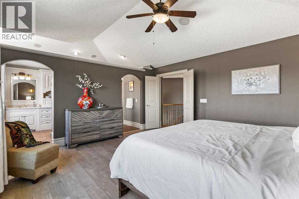 7 Royal Ridge Terrace Nw, Calgary, Alberta  T3G 5Y9 - Photo 24 - A2303068