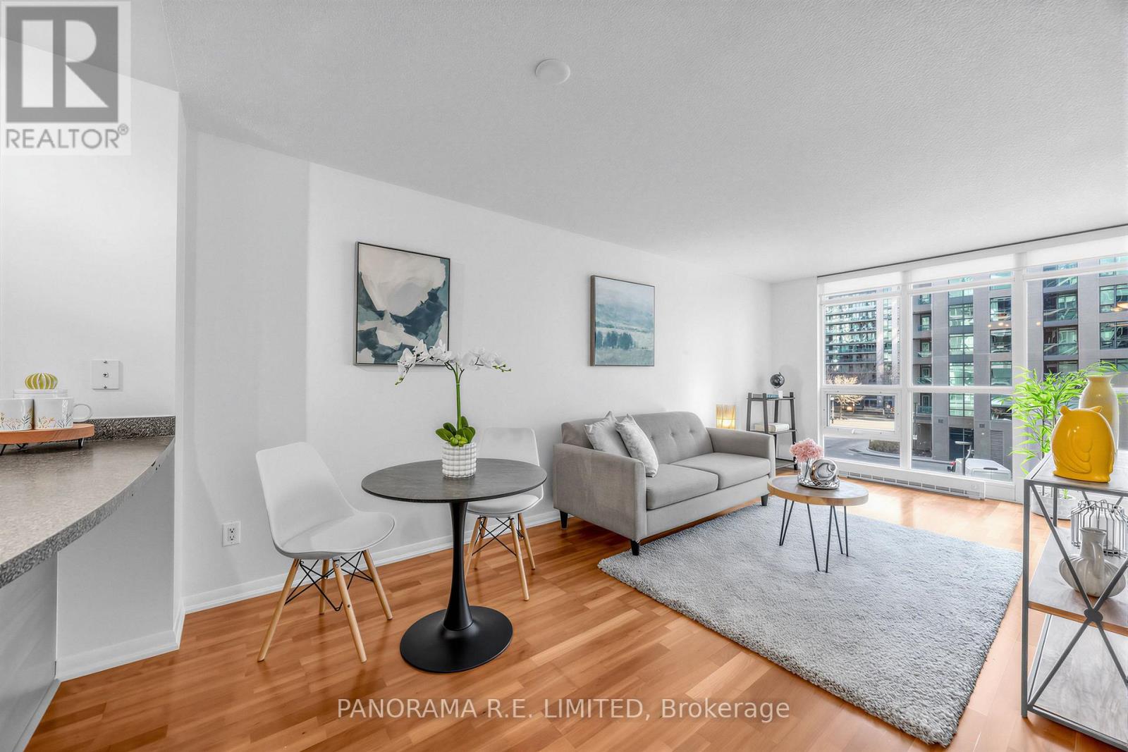 306 - 231 Fort York Boulevard, Toronto, Ontario  M5V 1B2 - Photo 4 - C13005772