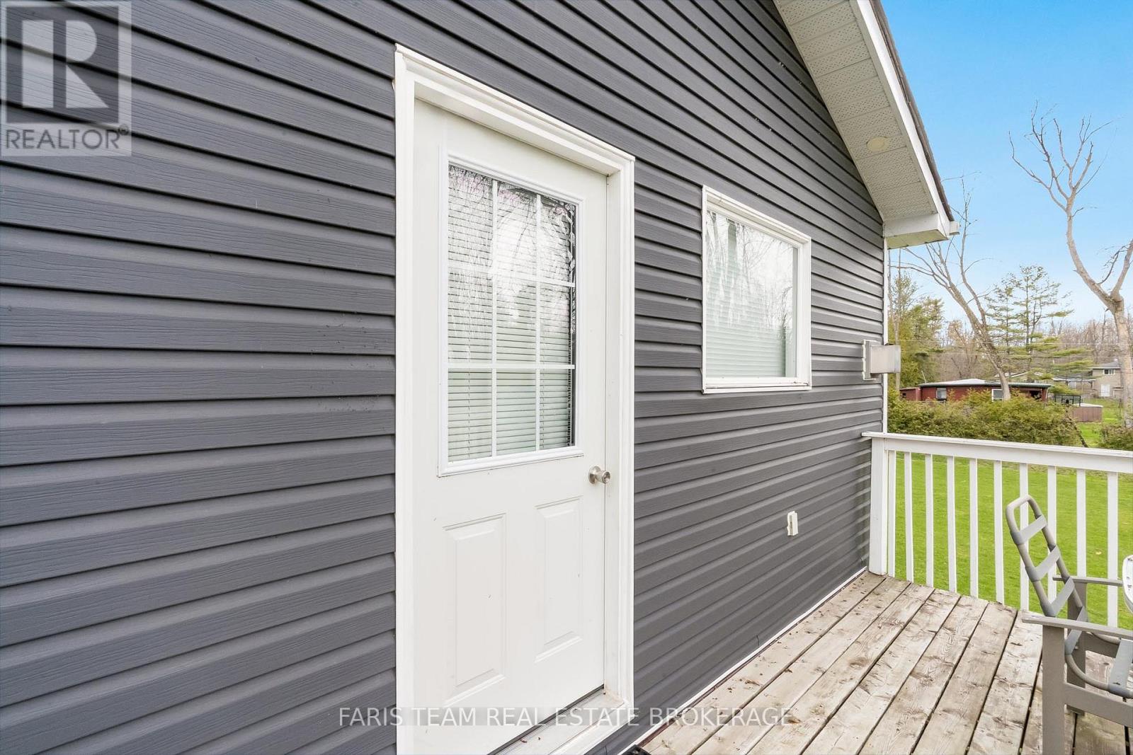 3554 John Street, Ramara, Ontario  L0K 1B0 - Photo 4 - S12994574