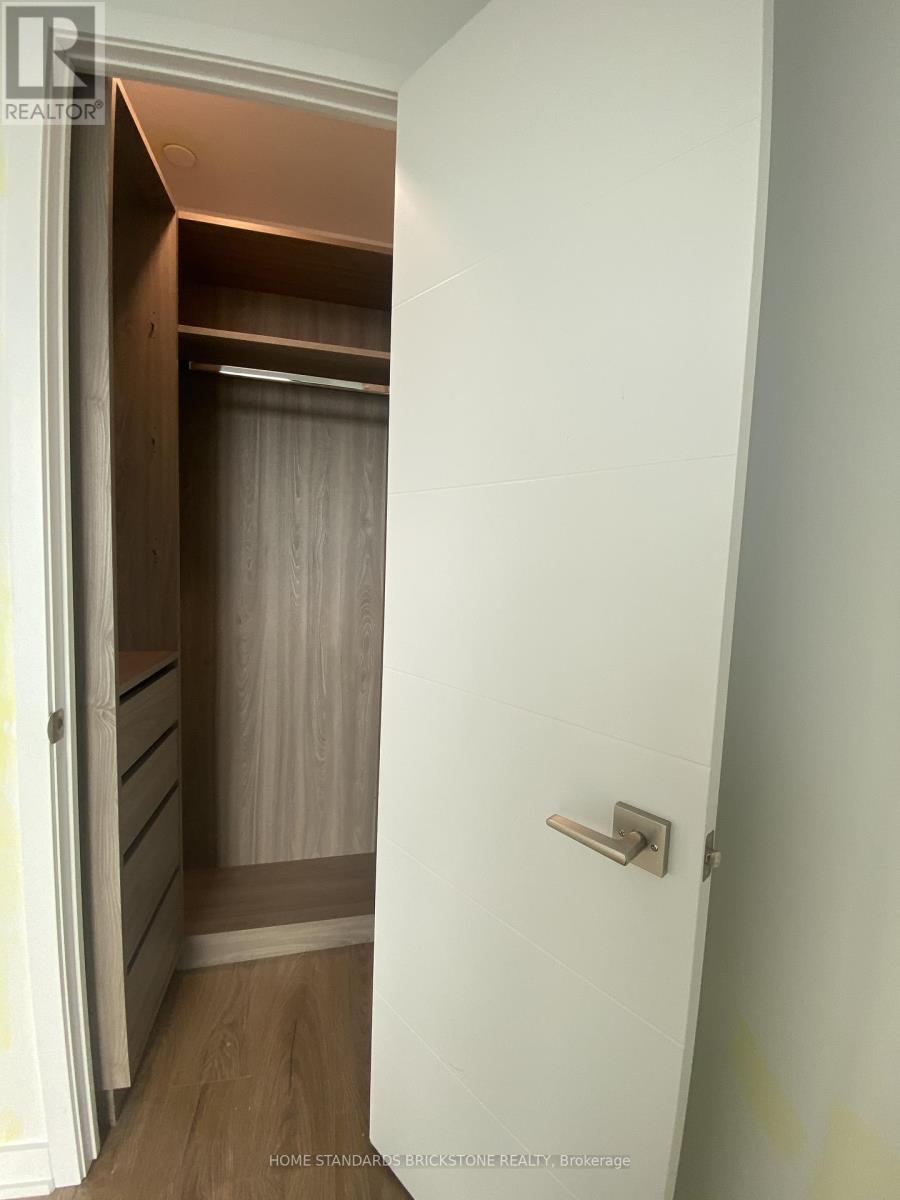 2310 - 29 Green Trail Court W, Toronto, Ontario  M2K 0J9 - Photo 3 - C13045980