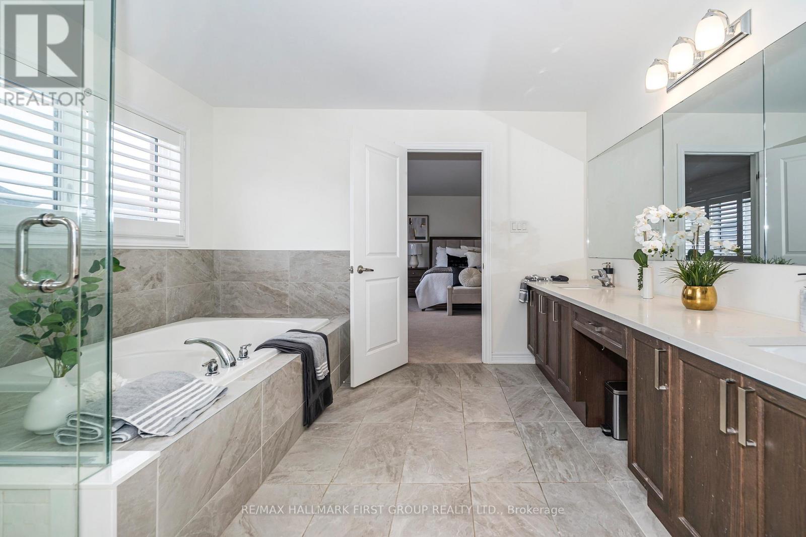 9 Toulouse Street, Whitby, Ontario  L1P 0J2 - Photo 24 - E13074672