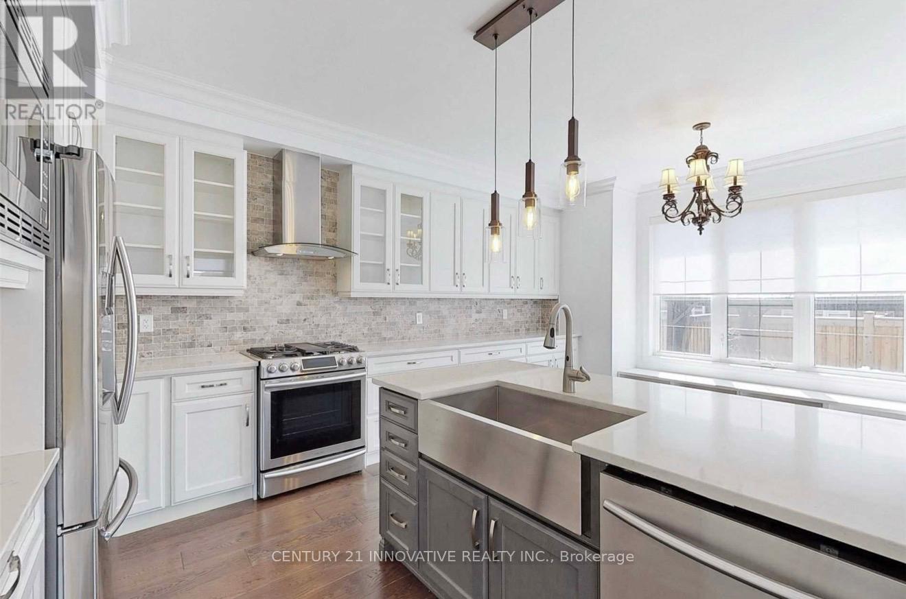 140 Beaveridge Avenue, Oakville, Ontario  L6H 7C3 - Photo 15 - W13074694
