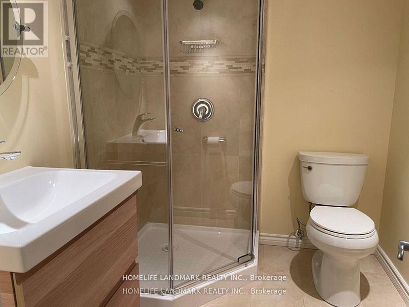 211 Chebucto Drive, Oakville, Ontario  L6J 5R1 - Photo 6 - W13074700