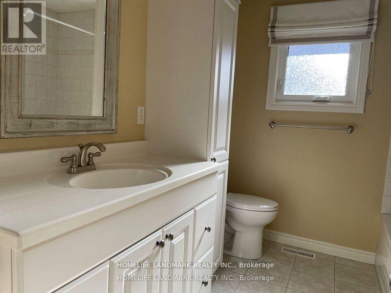 211 Chebucto Drive, Oakville, Ontario  L6J 5R1 - Photo 8 - W13074700