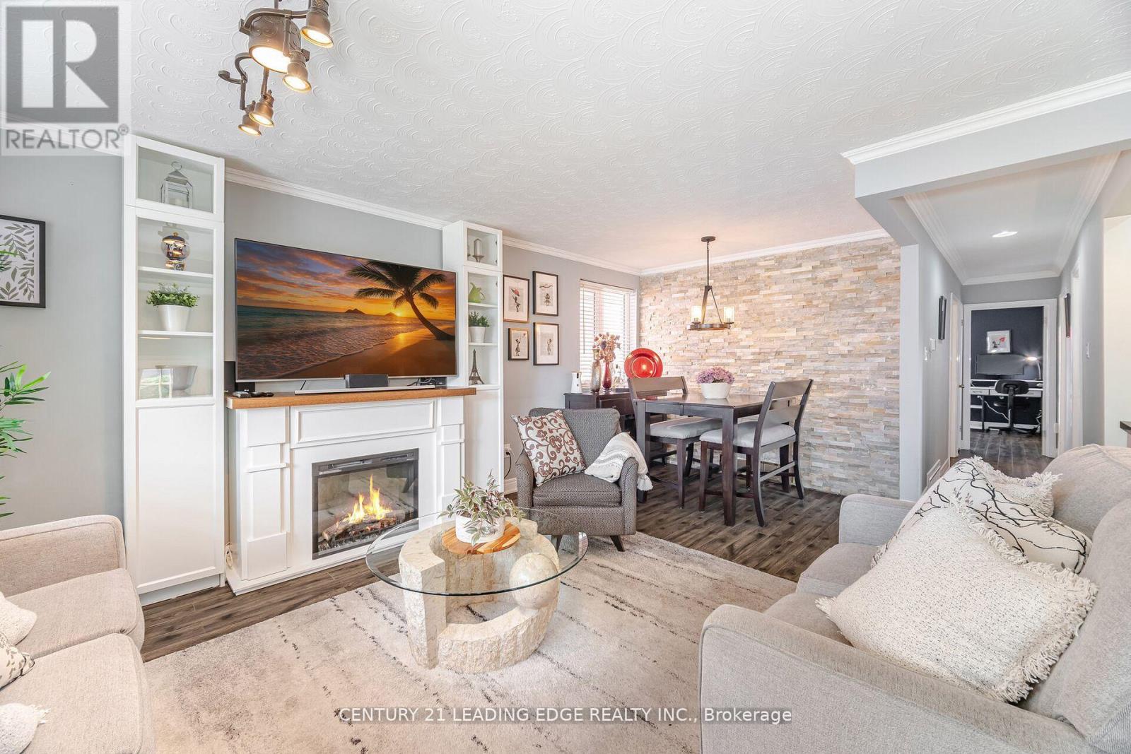 586 Curzon Avenue, Mississauga, Ontario  L5G 1P9 - Photo 12 - W13074714