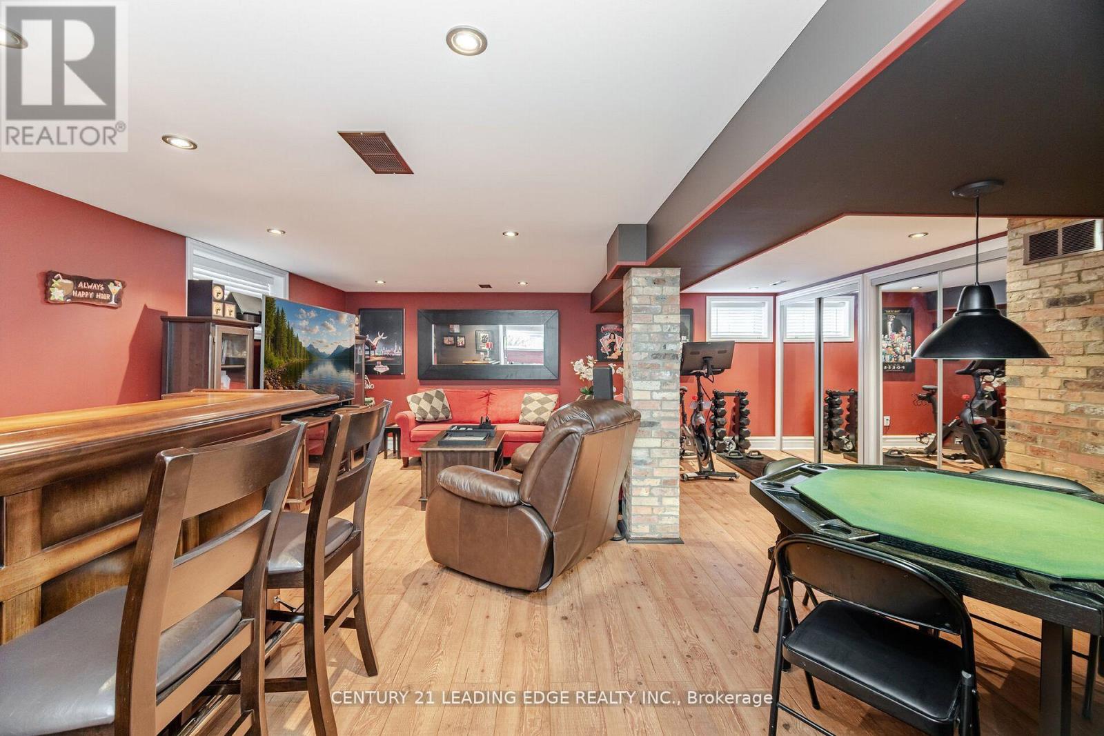 586 Curzon Avenue, Mississauga, Ontario  L5G 1P9 - Photo 30 - W13074714