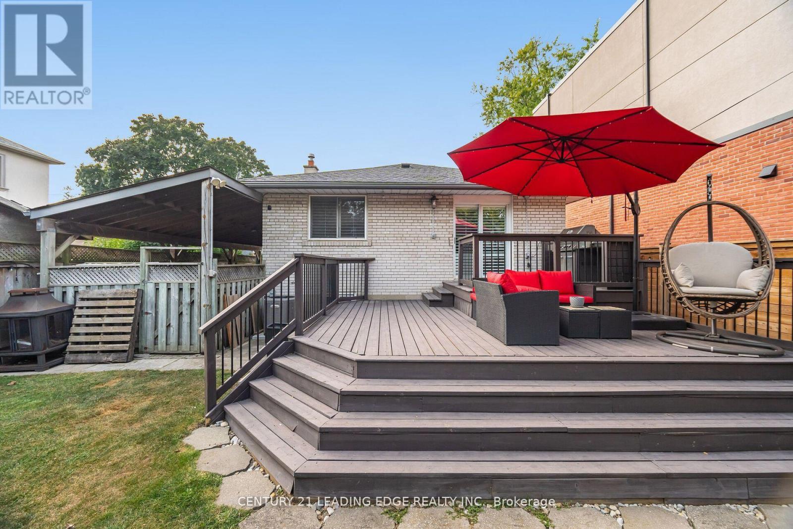 586 Curzon Avenue, Mississauga, Ontario  L5G 1P9 - Photo 39 - W13074714