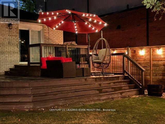 586 Curzon Avenue, Mississauga, Ontario  L5G 1P9 - Photo 40 - W13074714
