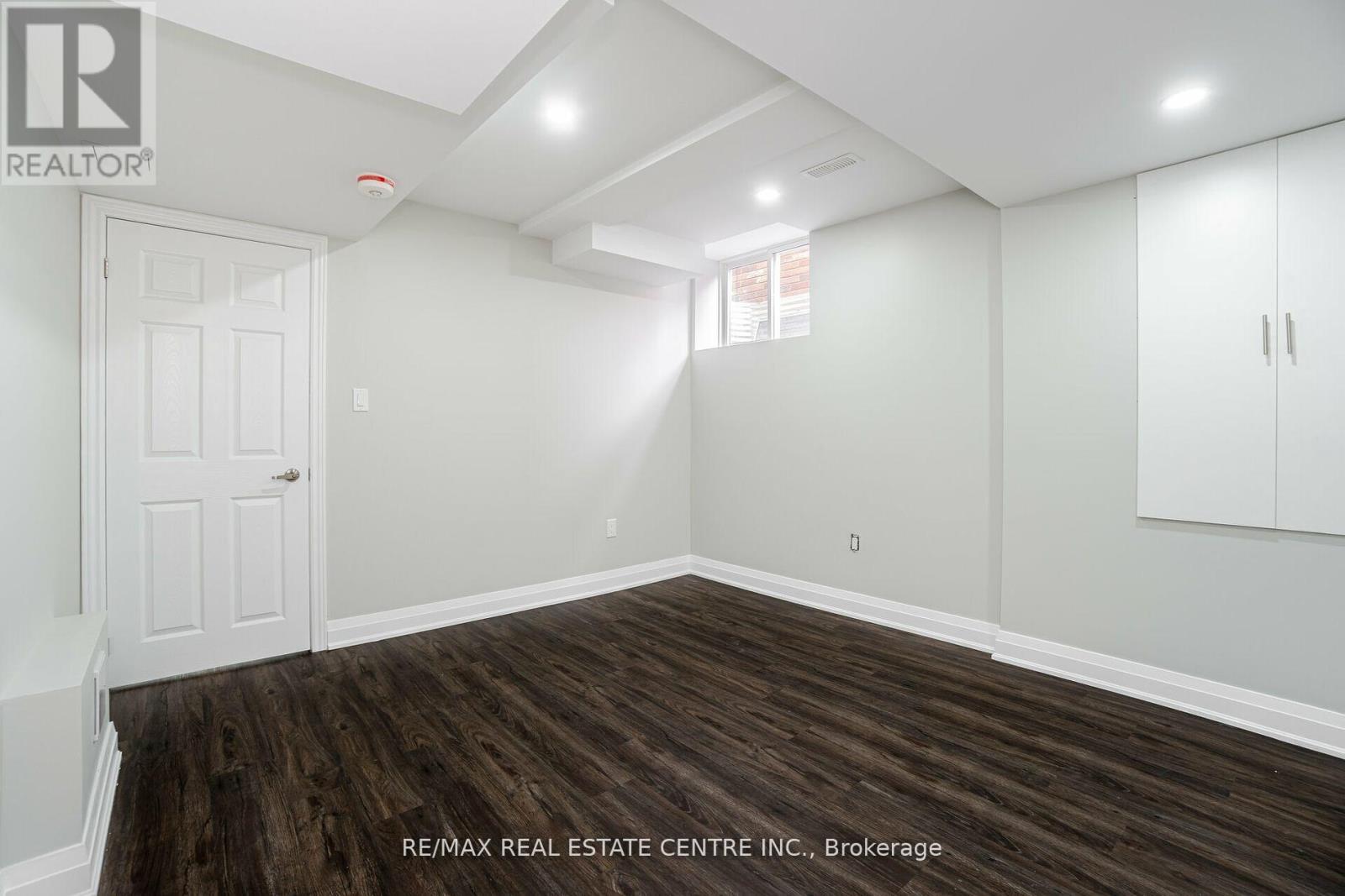 Lower - 145 Mountainview Road S, Halton Hills, Ontario  L7G 4K4 - Photo 3 - W13074728