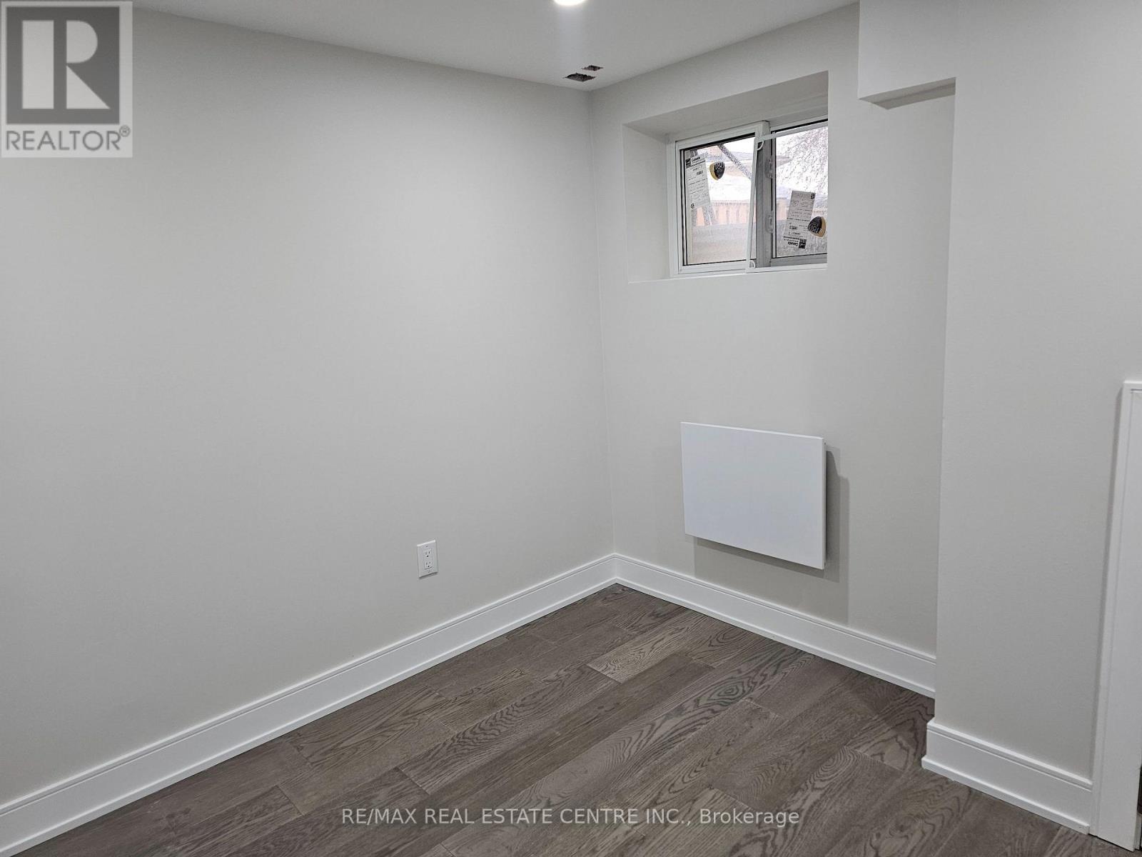 Lower - 145 Mountainview Road S, Halton Hills, Ontario  L7G 4K4 - Photo 4 - W13074728