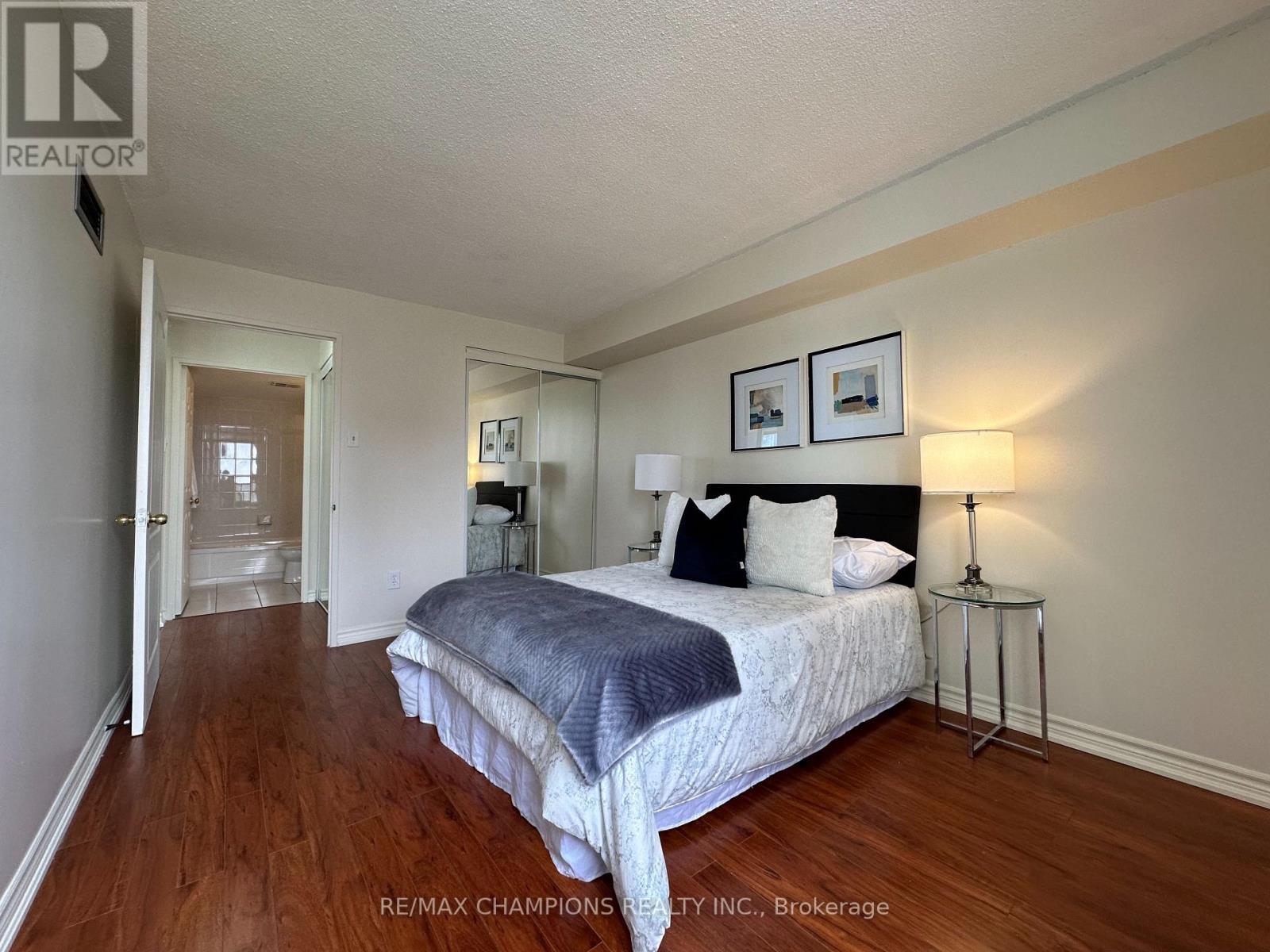1204 - 400 Webb Drive, Mississauga, Ontario  L5B 3Z7 - Photo 21 - W13074730