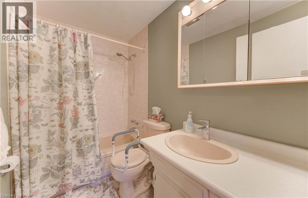 33 Manor Drive, Kitchener, Ontario  N2A 2T9 - Photo 21 - 40826474