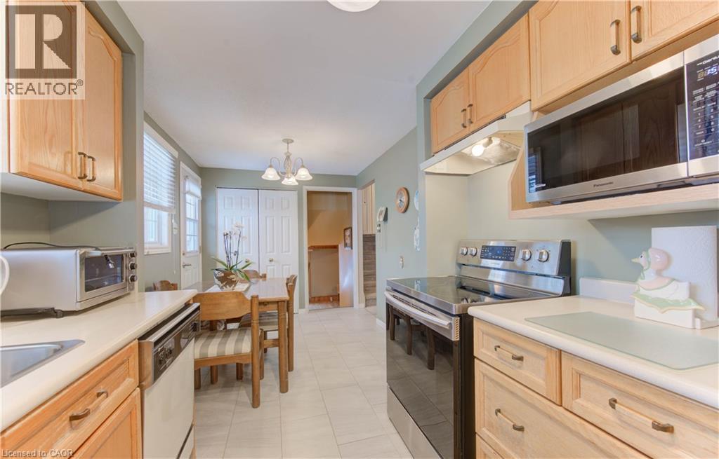 33 Manor Drive, Kitchener, Ontario  N2A 2T9 - Photo 14 - 40826474