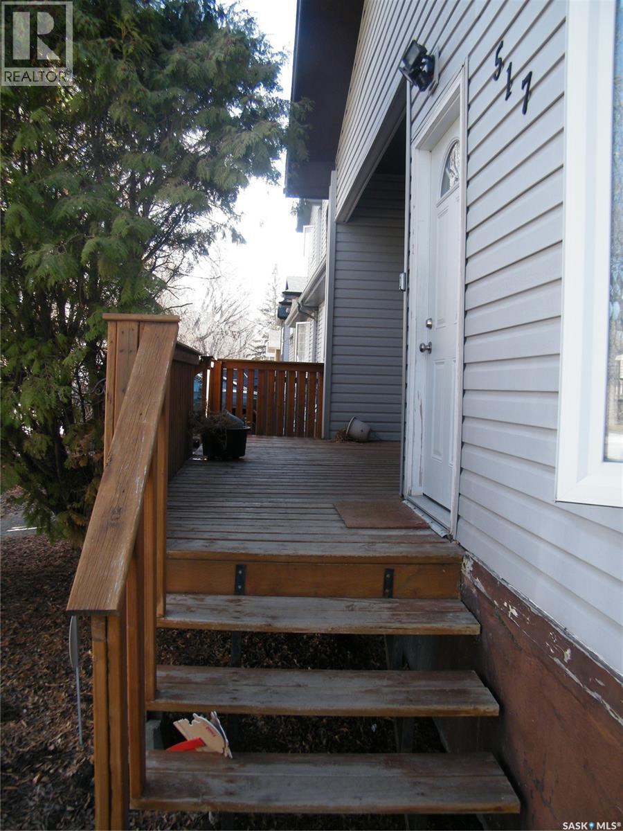 517 L Avenue N, Saskatoon, Saskatchewan  S7L 2P8 - Photo 3 - SK034552