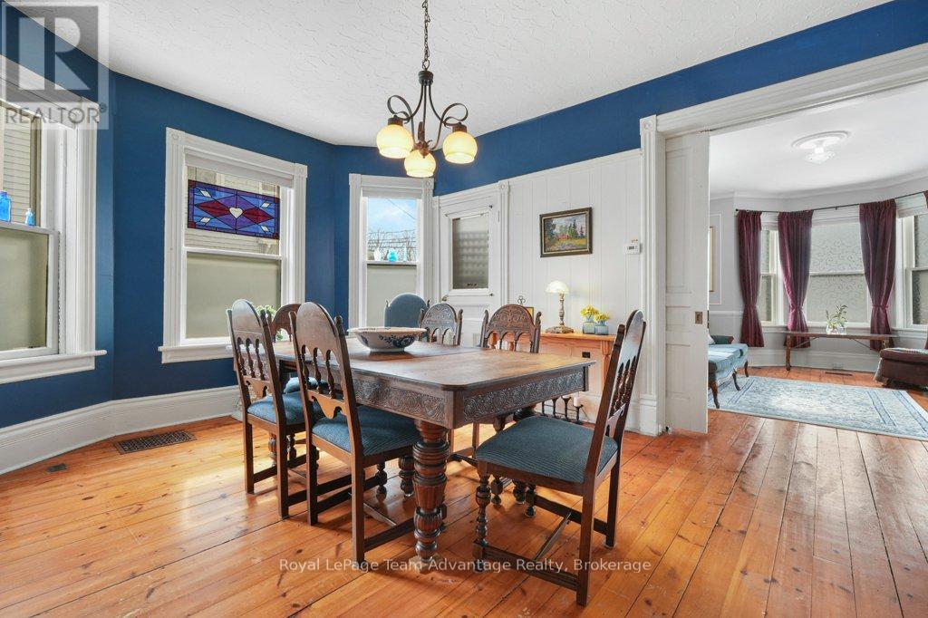 79 Gibson Street, Parry Sound, Ontario  P2A 1X4 - Photo 11 - X12916182