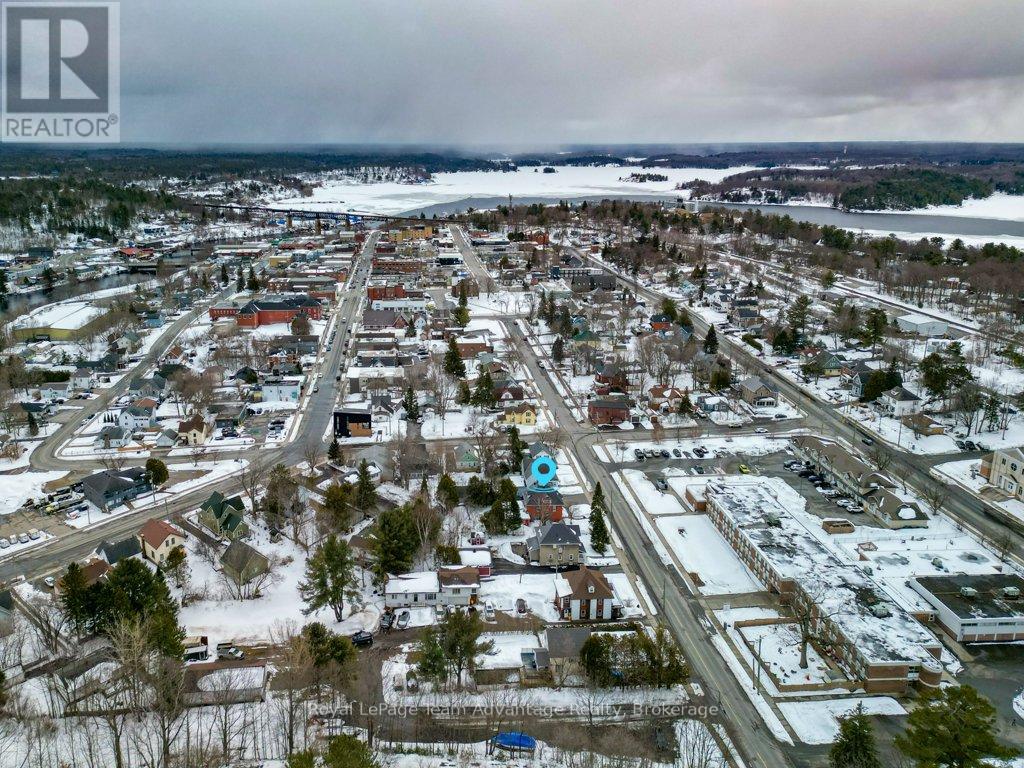 79 Gibson Street, Parry Sound, Ontario  P2A 1X4 - Photo 33 - X12916182