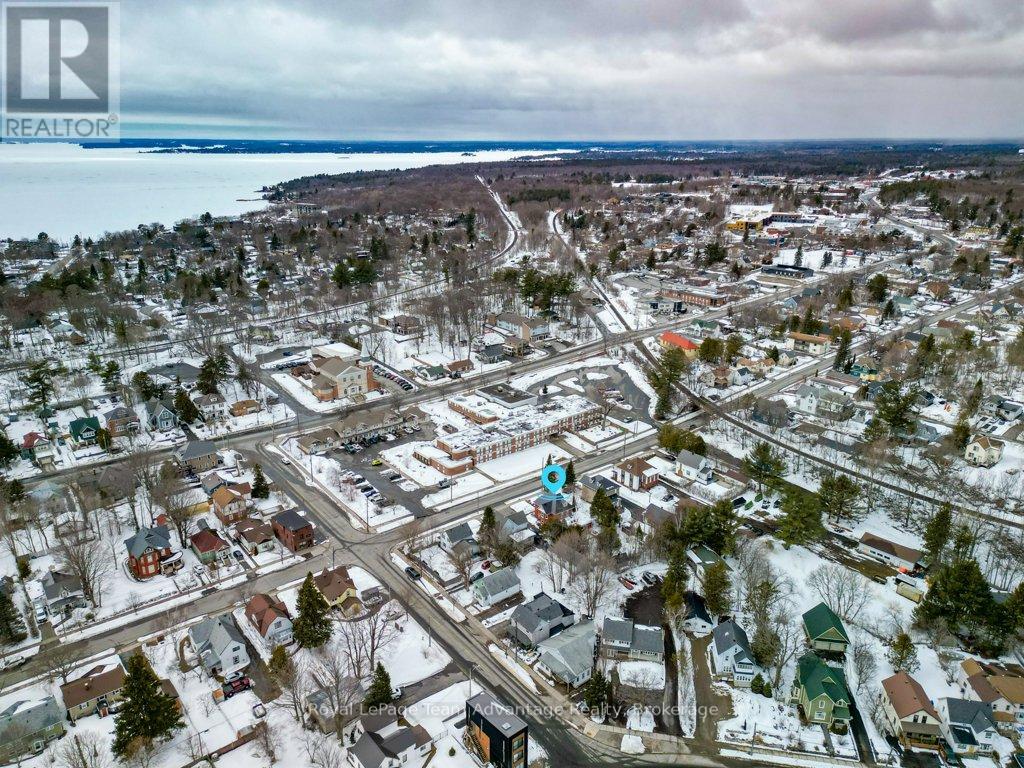 79 Gibson Street, Parry Sound, Ontario  P2A 1X4 - Photo 34 - X12916182