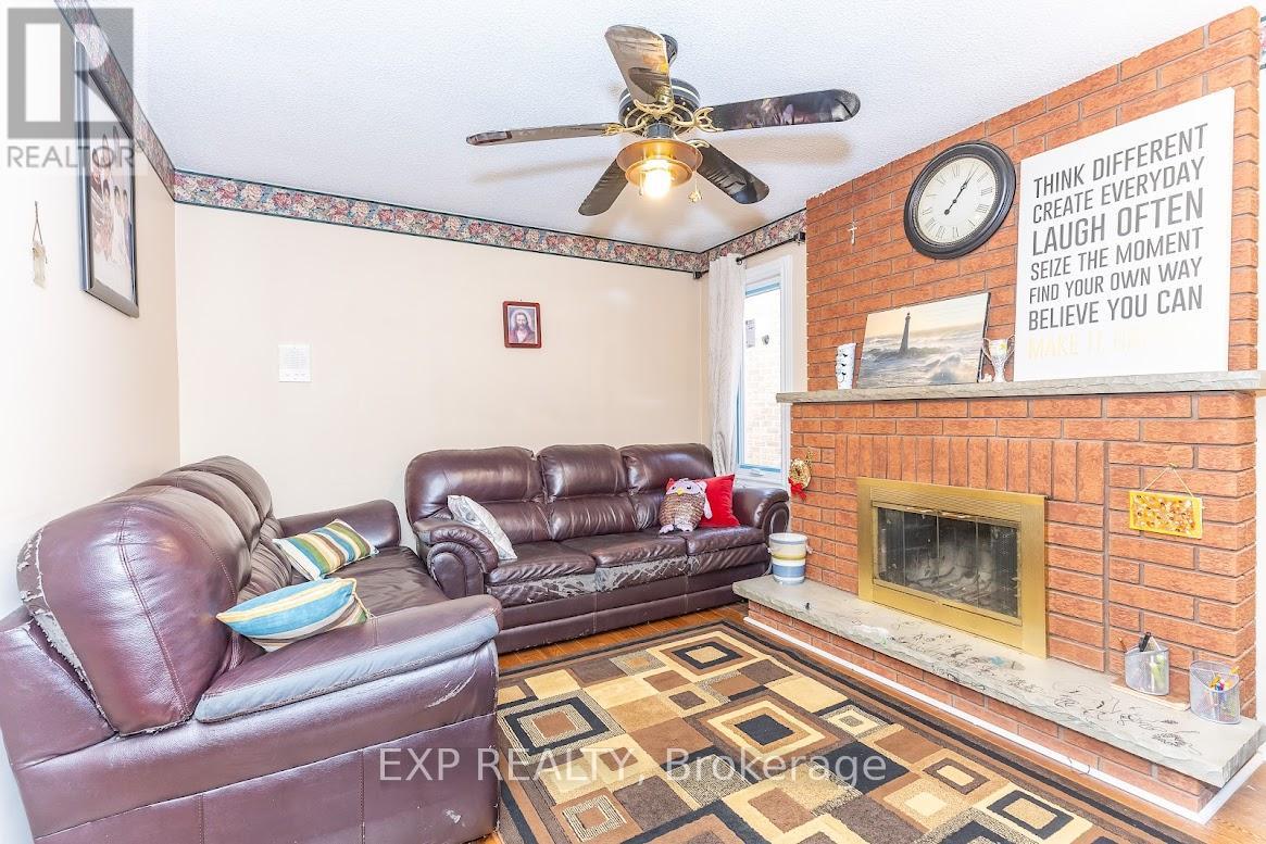 8 Faywood Drive, Brampton, Ontario  L6Y 4K3 - Photo 16 - W13040982