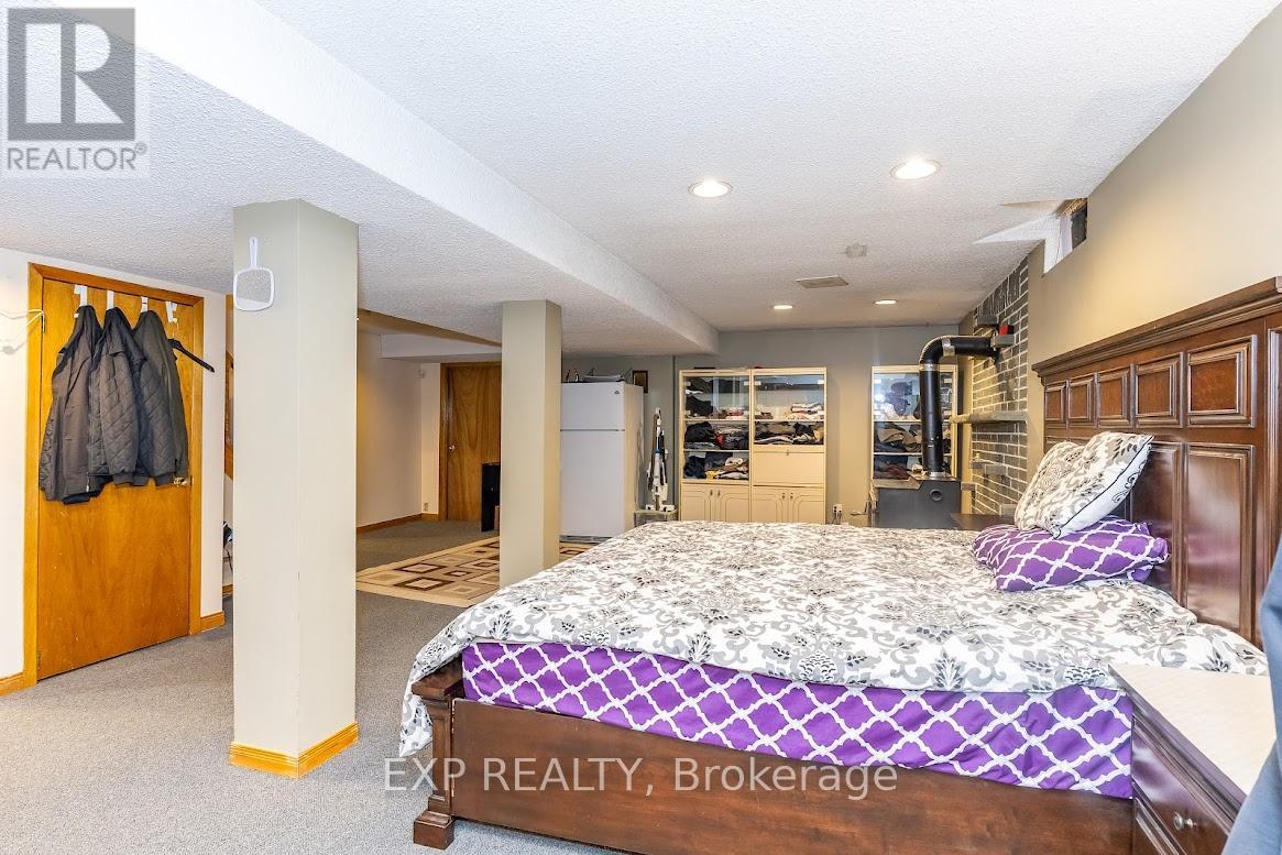 8 Faywood Drive, Brampton, Ontario  L6Y 4K3 - Photo 42 - W13040982