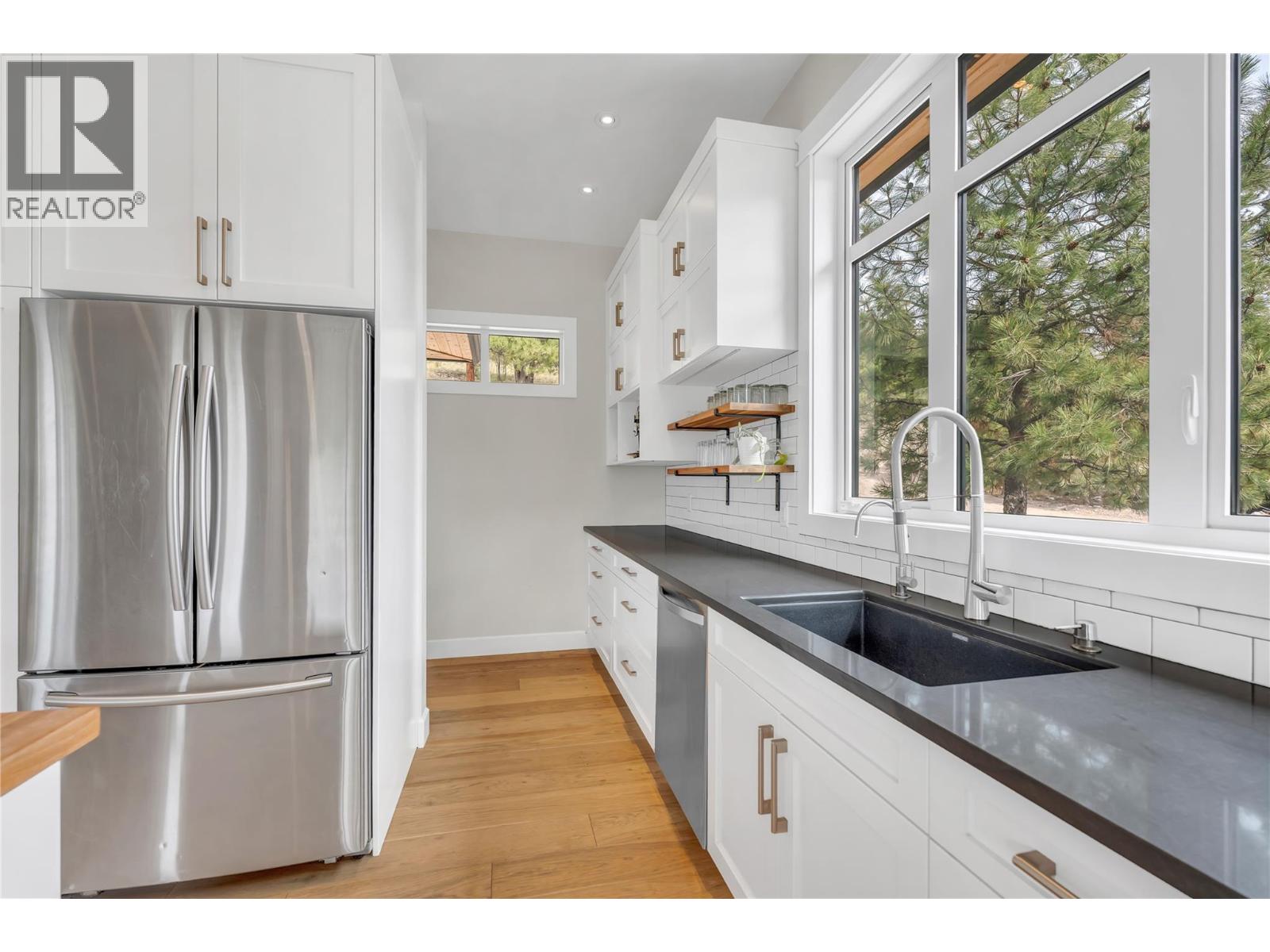 8388 Princeton Summerland Road, Summerland, British Columbia  V0H 1Z8 - Photo 6 - 10385815