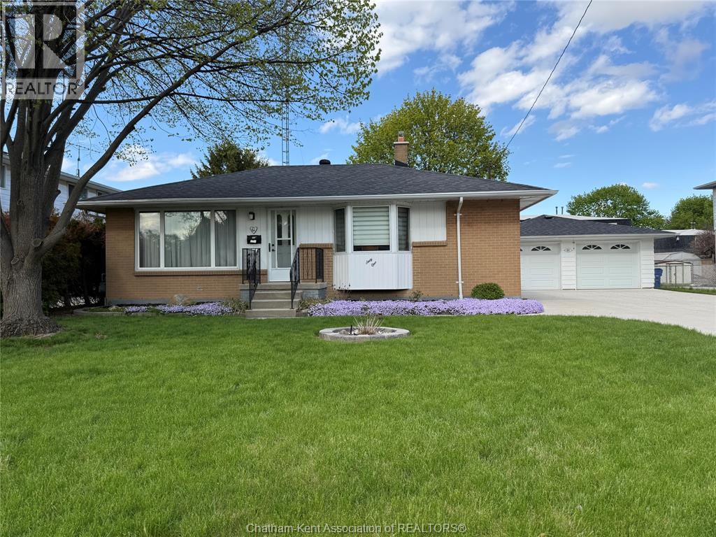 61 Semenyn Avenue, Chatham, Ontario  N7L 3R7 - Photo 2 - 26009754