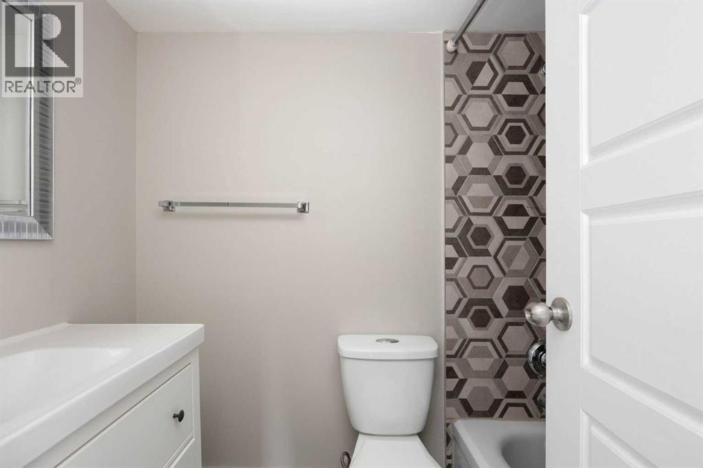 1102, 11721 Macdonald Drive, Fort Mcmurray, Alberta  T9H 4H1 - Photo 10 - A2307341