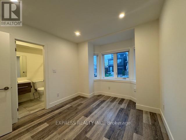 Main - 71 Chamberlain Avenue, Toronto, Ontario  M6E 4J9 - Photo 15 - W13041642