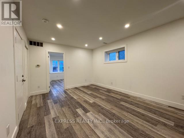 Main - 71 Chamberlain Avenue, Toronto, Ontario  M6E 4J9 - Photo 8 - W13041642