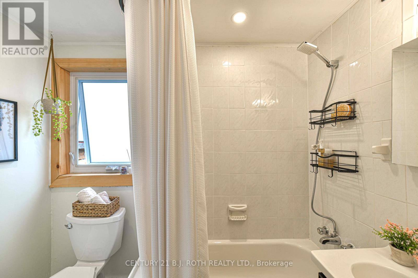 39 Ash Street, Tay, Ontario  L0K 2C0 - Photo 19 - S13002560